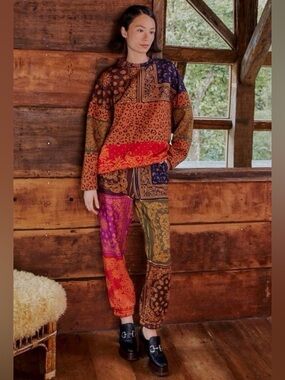 Farm Rio Set
 Sweatpants Medium and Oversized Sweatshirt Small